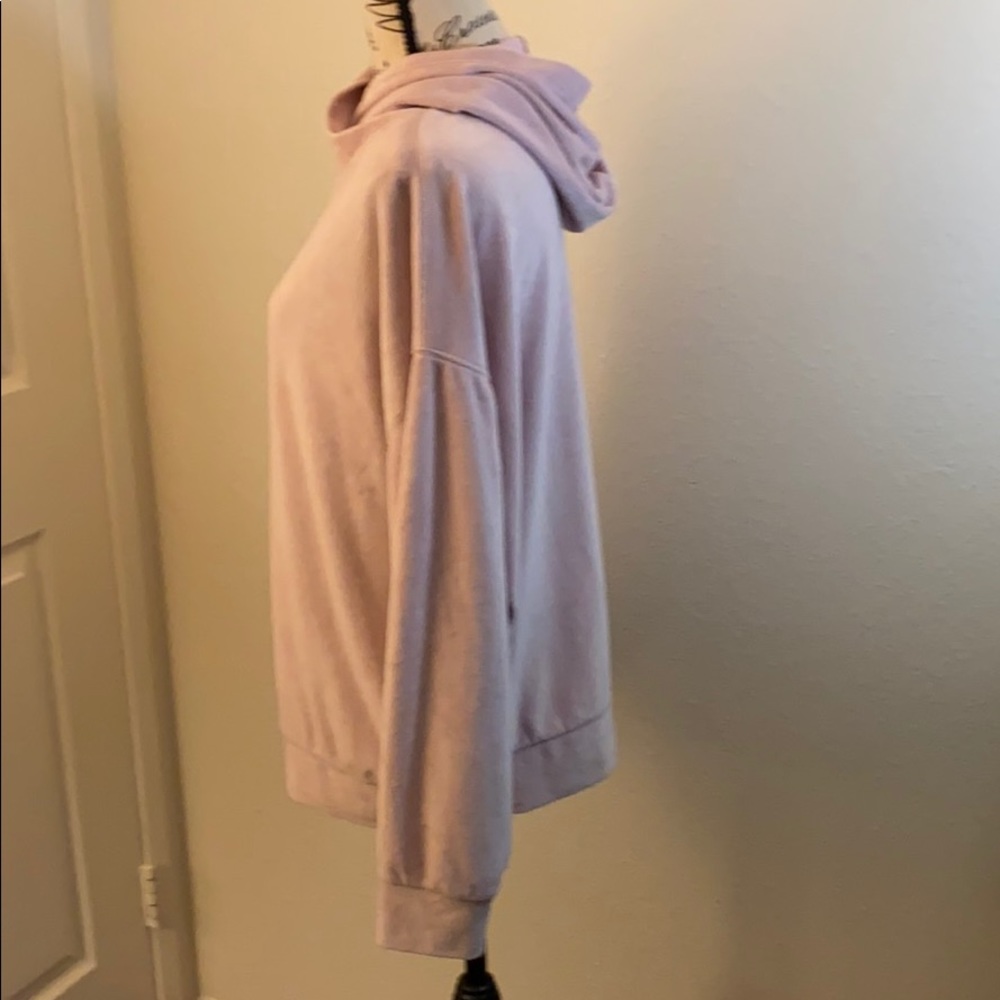 Adorable! Fabletics Velour Pullover with Hood - Picture 4 of 10